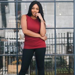 Zyia Active brick parallel tank